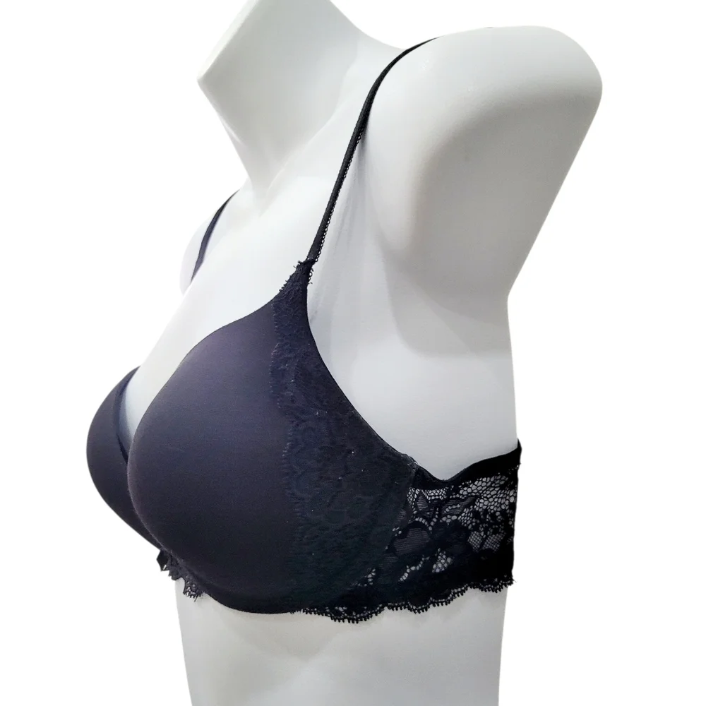 Victoria's Secret Dream Angels Push Up Black Lace Bra Size: 34C - Picture 2 of 10